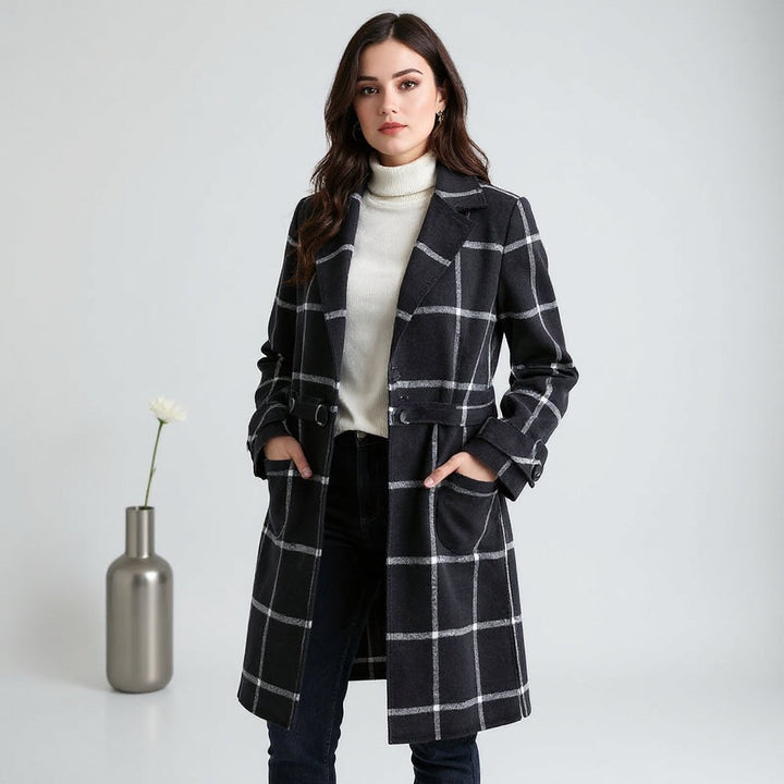 Valeria | Elegant Yllekappa med Rutmönster