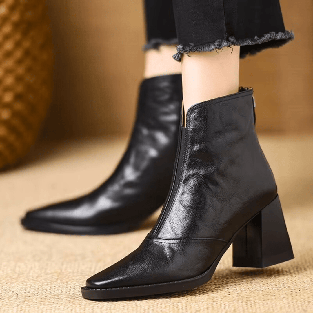 Ylva™ | Lyxiga Ankelboots med Mellanhög Klack
